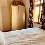 Georgian Guest Rooms